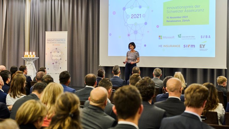 Innovationspreisverleihung Jurypräsidentin