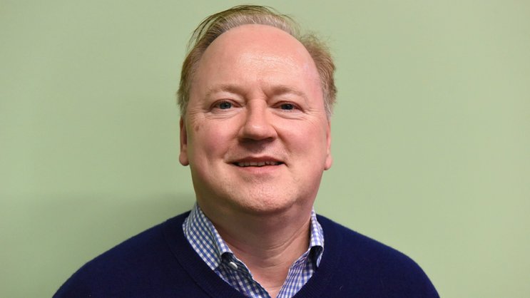 «Im B2B-Bereich bei den grossen Maklern sehe ich keine grosse Veränderung», sagt Arnd Petmecky vom Beratungsbüro Bürgenstock. Doch für kleine Makler könnte es in Zukunft eng werden.