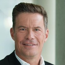 «Bei jedem kleinen Schaden wird der Scheinwerfer weggeschmissen und durch einen neuen ersetzt»: Frank Sommerfeld, Vorstandsvorsitzender der Allianz Versicherungs-AG.