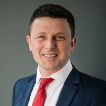 «L'augmentation de l'insécurité et de la frustration se reflète dans la croissance rapide des protestations ou des émeutes»: Srdjan Todorovic, spécialiste de l'Alliance Commerciale sur la violence politique.