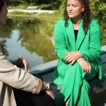 Finance4Women holt junge Frauen auf denjenigen Kanälen ab, wo sie sich informieren, und bietet ihnen verständliches Wissen, konkrete Tipps und motivierende Vorbilder.