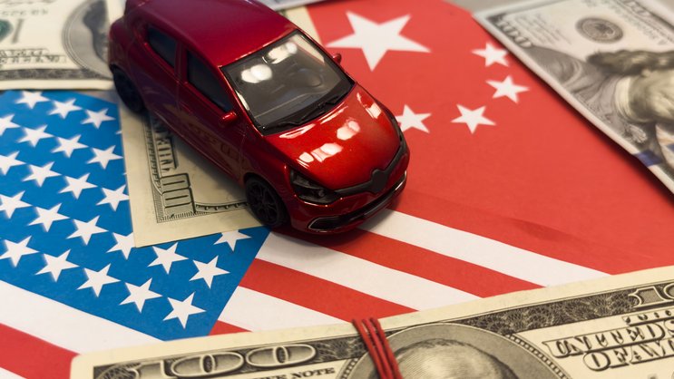 Der Dollar rollt für amerikanische Autoversicherer.