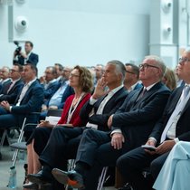 Sorgen sich um den Standort Schweiz: UBS-CEO Sergio Ermotti und Economiesuisse-Präsident Christoph Mäder.