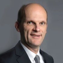 «Notre métier, c'est l'assurance, rien que l'assurance, toute l'assurance»: Frédéric de Courtois, directeur général adjoint de l'Axa.