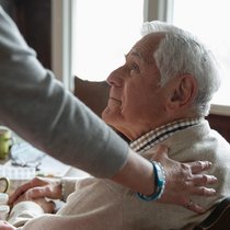 Bei den über 85-Jährigen ist heute eine von drei Personen pflegebedürftig, bei den über 90-Jährigen gilt dies für jede zweite Person.