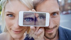 Mit dem neuen Handy auch gleich den Versicherungsschutz mitkaufen: Embed Insurance sind einfache Lösungen und entsprechen dem Bedürfnis der Kunden.