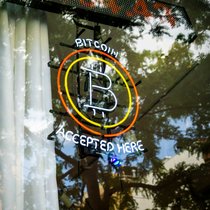 Le bitcoin devient présentable : les crypto-monnaies permettent désormais d'épargner pour la retraite.