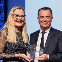 Charlotte Hedemark übergibt das Ferma-Präsidium an Philippe Cotelle.