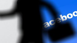 Versicherer bleiben trotz Datenschutz-Skandal bei Facebook gelassen.