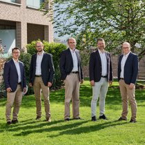 Die Geschäftsleitung der Emmental Versicherung mit ihrem CEO Christian Rychen in der Bildmitte.
