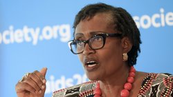 «Nous risquons de perdre les progrès réalisés au cours des 25 dernières années»: Winnie Byanyima, la directrice d'Onusida.