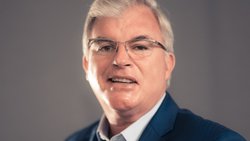 «Es reicht heute nicht mehr aus, einfach nur Versicherungsverträge auszuhandeln und zu verwalten»: Pierrick Leprince, CEO Swiss Risk & Care.