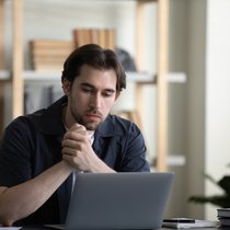 Nicht nur beim hybriden beziehungsweise digitalen Unterricht zeichnen sich Veränderungen ab. Eine wichtige Herausforderung sind die digitalen Prüfungen.