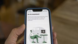Intelligente Bots und automatisierte Prozesse sorgen bei Versicherern für effizente Prozesse im Kundendienst.