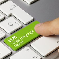 Simplifai lanciert ein LLM Large Language Model speziell für den Versicherungsmarkt