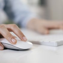 Ob per App oder Mausklick: Immer mehr Krankenversicherer bieten Abschlüsse von Verträgen auch in digitaler Form an.