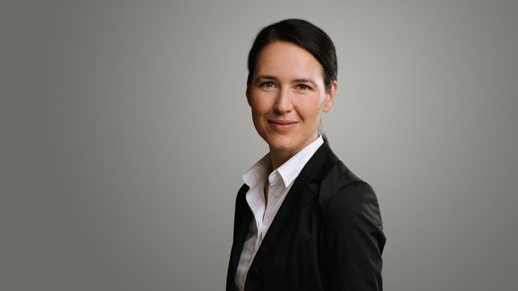 «L'utilisation croissante de l’IA montre que ses applications deviennent maintenant incontournables, y compris pour les PME»: Kathrin Braunwarth, responsable Data, Technology & Innovation (DTI) chez AXA Suisse.