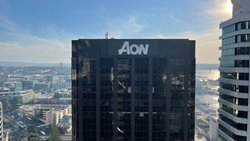 Der Brokerriese Aon führt die Rangliste der grössten Broker im Rückversicherungsgeschäft an.