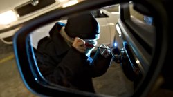 Samuel Gétaz, responsable Sinistres SRO chez AXA: «Les voleurs d'automobiles semblent de plus en plus cibler des modèles chers.» (photo d'illustration)