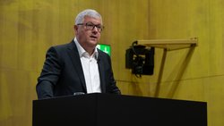 Engagiert für die Schweizer Assekuranz: SVV-Präsident Stefan Mäder vergangene Woche an der Bilanzmedienkonferenz des Verbands.