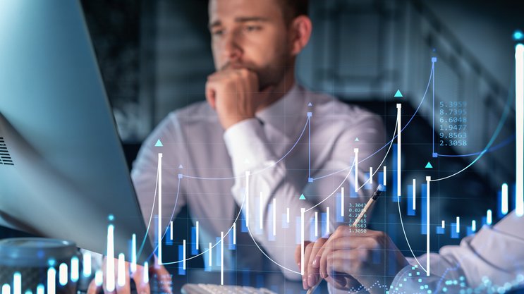 Die Investition in eine KI-basierte Vertriebssteuerung ist kein reines IT-Projekt, sondern eine breite betriebswirtschaftliche Notwendigkeit.