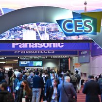 Die Consumer Electronic Show in Las Vegas zeigt das ganze Spektrum der Ambivalenz moderner Technologien. Gadgets, die keiner braucht, die aber versichert werden wollen.