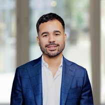 «Regulierung für neue Technologien ist wichtig. Sie muss aber ausgewogen sein, um Fortschritt und Innovation nicht abzuwürgen.»: Joel Agard, Group Head of Innovation, Zurich Insurance Group.