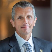 David Cordani tritt im Juli nach 17 Jahren als Cigna-CEO ab.