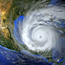 Munich Re und Swiss Re haben in der Regel den grössten Anteil an Hurrikanschäden unter den europäischen Rückversicherern, sehen sich aber für die kommende Sturm-Saison gut gerüstet.