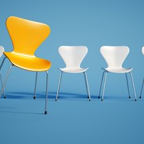 Das Management von Italiens grösster Assekuranz, Generali, ist seit Jahren eine Baustelle. Axa wechselt ebenfalls die Spieler aus.