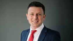 «L'augmentation de l'insécurité et de la frustration se reflète dans la croissance rapide des protestations ou des émeutes»: Srdjan Todorovic, spécialiste de l'Alliance Commerciale sur la violence politique.