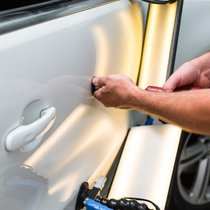 Versicherungsforscher fordern, dass die Reparierbarkeit bereits bei der Entwicklung der Fahrzeuge berücksichtigt wird.