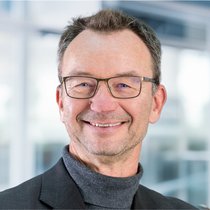Sieht bei indexbasierten Versicherungslösungen das Ende der Fahnenstange noch längst nicht erreicht: Gerry Lemcke von Swiss Re.
