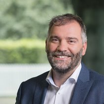 Patrick Thaler wird bei Axa-Arag vom Chief Claims Officer zum Leiter Distribution.