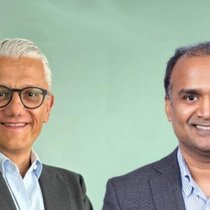 Stefan Sieger und Jeevan Thangudu von Accenture.