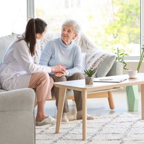 Le nouveau programme vise à garantir que les personnes soignées à domicile bénéficient également des mesures de la Commission fédérale pour la qualité.