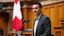 «Es geht bei der Vorlage nicht primär um Kostendämpfung, sondern um Gerechtigkeit und Glaubwürdigkeit für unser Krankensystem»: Nationalrat Patrick Hässig (GLP/ZH). 