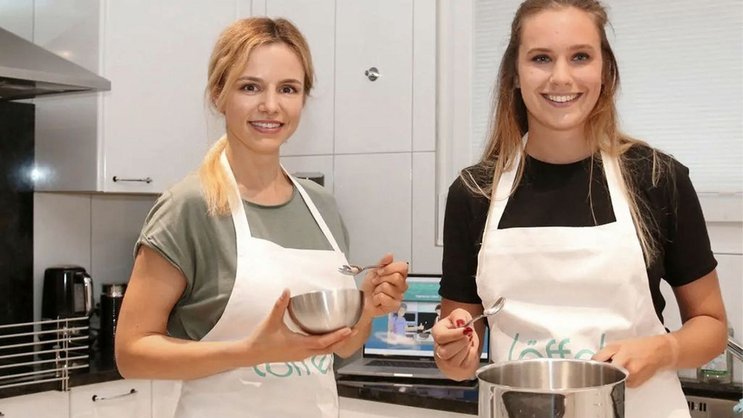 Kitchup (Ladle), Hergiswil: Mareika Eleftheria Arnold (Gründerin, Gesellschafterin und Geschäftsführerin) und Joëlle Rossé (Digital Manager, heute Co-Founder und Digital Manager, About Digital) (von links).