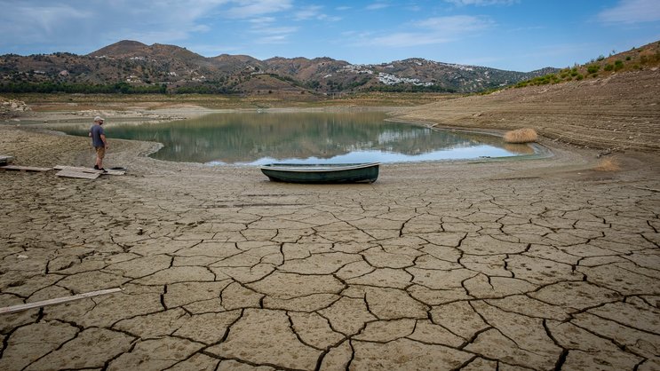 Ausgetrockneter Stausee in Spanien: Dürren werden mit dem Klimawandel häufiger.
