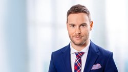 Als Geschäftsführer der Procare AG investiert Michael Kohler in die persönliche und berufliche Weiterentwicklung der Mitarbeitenden und öffnet mit der Procare-Academy auch für externe Makler den Zugang zu Versicherungsfachwissen.