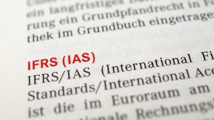 Mit IFRS 17 und IFRS 9 wurden in der Schweiz 2023 zwei Rechnungslegungsvorschriften neu eingeführt.