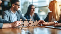 Wenn die strategischen Puzzleteile passen, setzen europäische Broker weiter auf Akquisitionen.