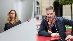 Mia Mendez, Vorstandsmitglied beim Pensionskassenverband ASIP, und Markus Theunert, Geschäftsleiter von männer.ch