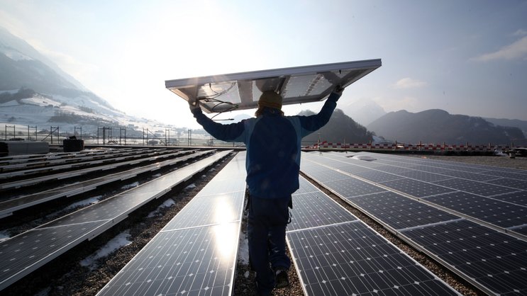 Les énergies renouvelables devraient détrôner en 2025 le charbon comme première source de production d'électricité mondiale, estime l'Agence internationale de l'énergie (AIE).