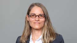 «Das Vorsorgewissen bleibt deutlich hinter dem Finanzwissen zurück»: Studienleiterin Yvonne Seiler Zimmermann, Professorin am IFZ der Hochschule Luzern. 