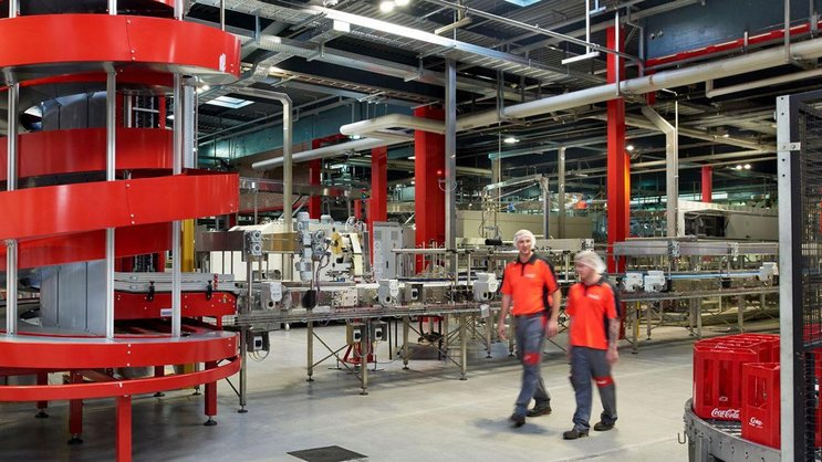 Usine de production et d'embouteillage de Coca-Cola à Dietlikon/Brüttisellen : Coca-Cola y produit des boissons depuis 1963.