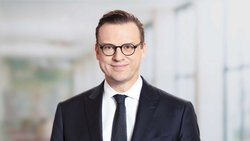 Le PDG de Swiss Life, Patrick Frost, est classé premier parmi les assureurs suisses cités dans le classement des PDG de la société de conseil Obermatt.