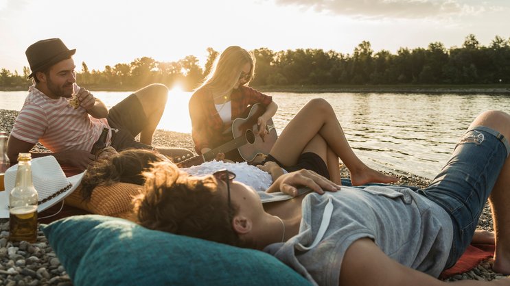 La communication destinée aux jeunes souvent ne permet pas de tisser des liens avec eux.