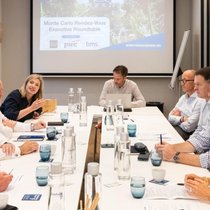 Am diesjährigen «Monte Carlo Rendezvous Executive Roundtable» von Reinsurance News sassen sich Spitzenvertreterinnen und -vertreter von acht namhaften Rückversicheren gegenüber. 