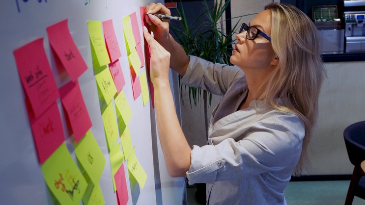 Flexibilität, Selbstverantwortung und Kreativität sind wichtige Grundlagen für New Work und ein attraktives Arbeitsklima.